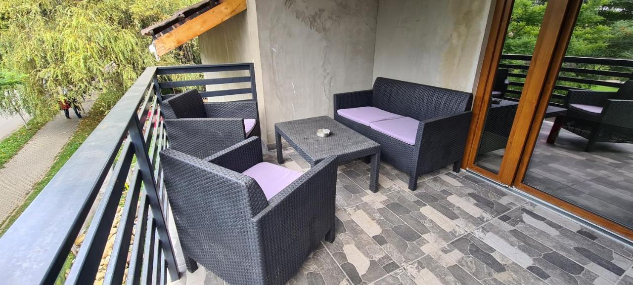 Comfort Home Apartment 3 Petrosani Luaran gambar